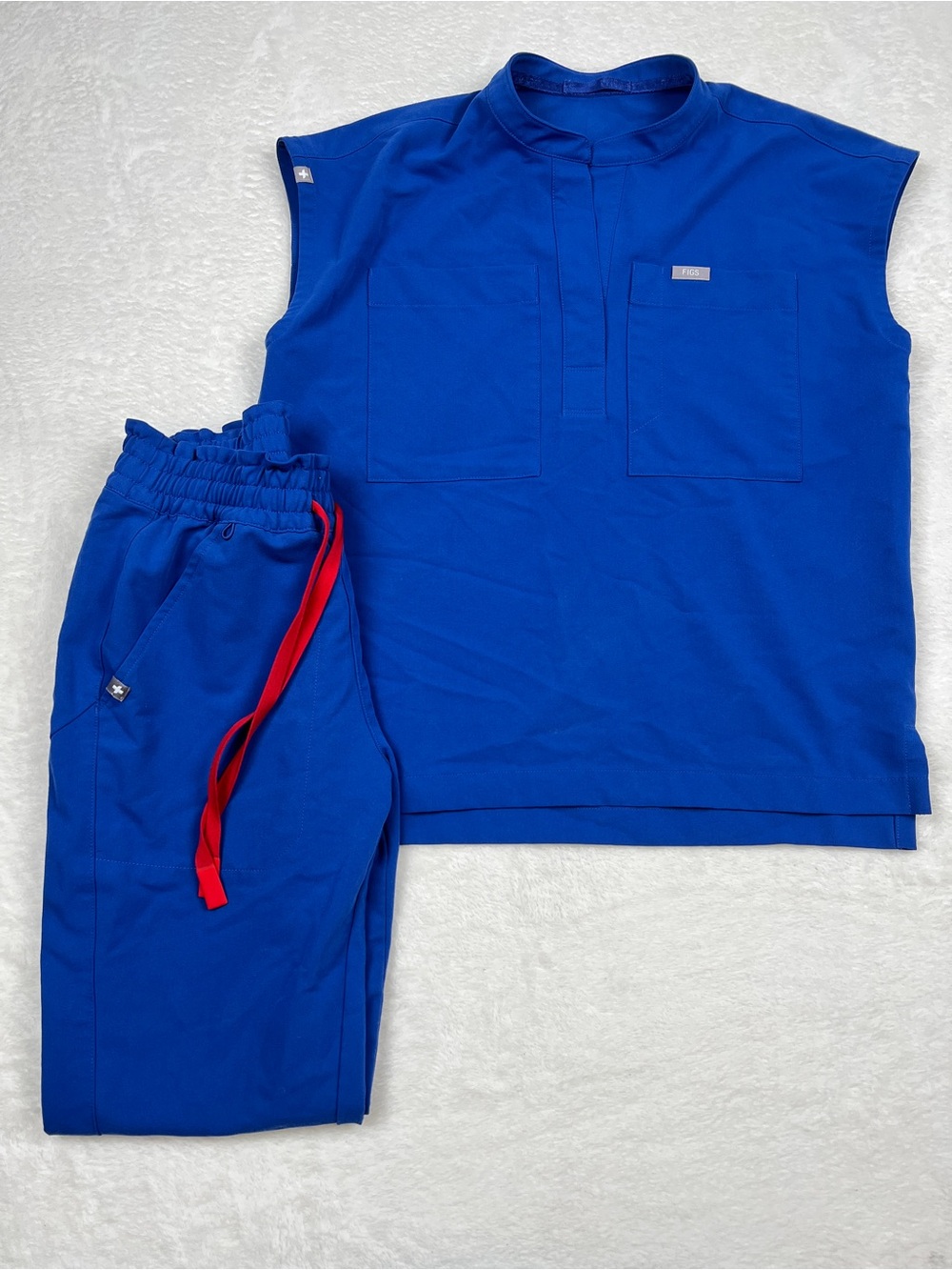 FIGS Winning Blue Scrub Set Payson Henley Top Uman Joggers Limited Style XXS